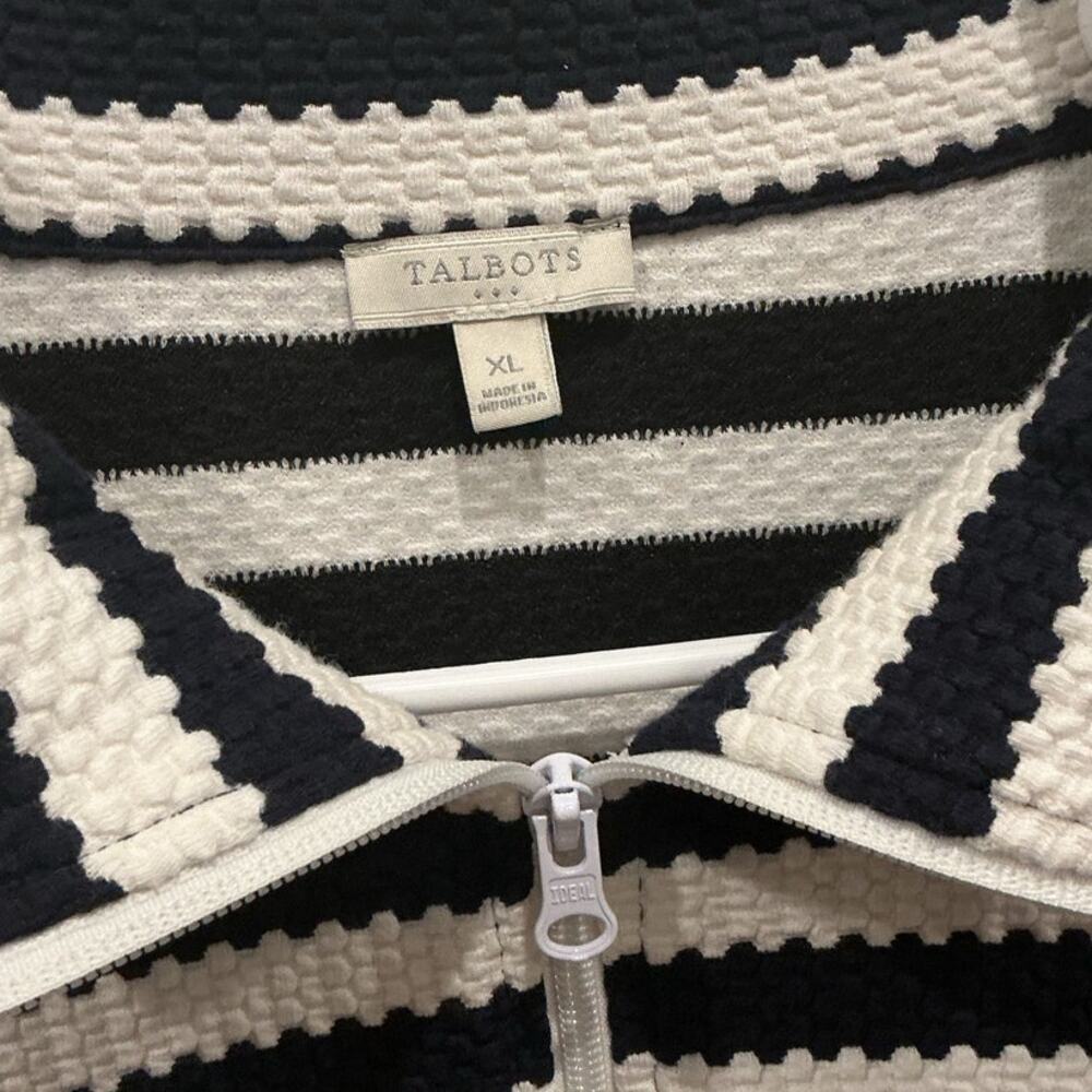 Talbots Womens Popover Top XL Navy Blue White Striped Textured Nautical Preppy - Picture 2 of 7